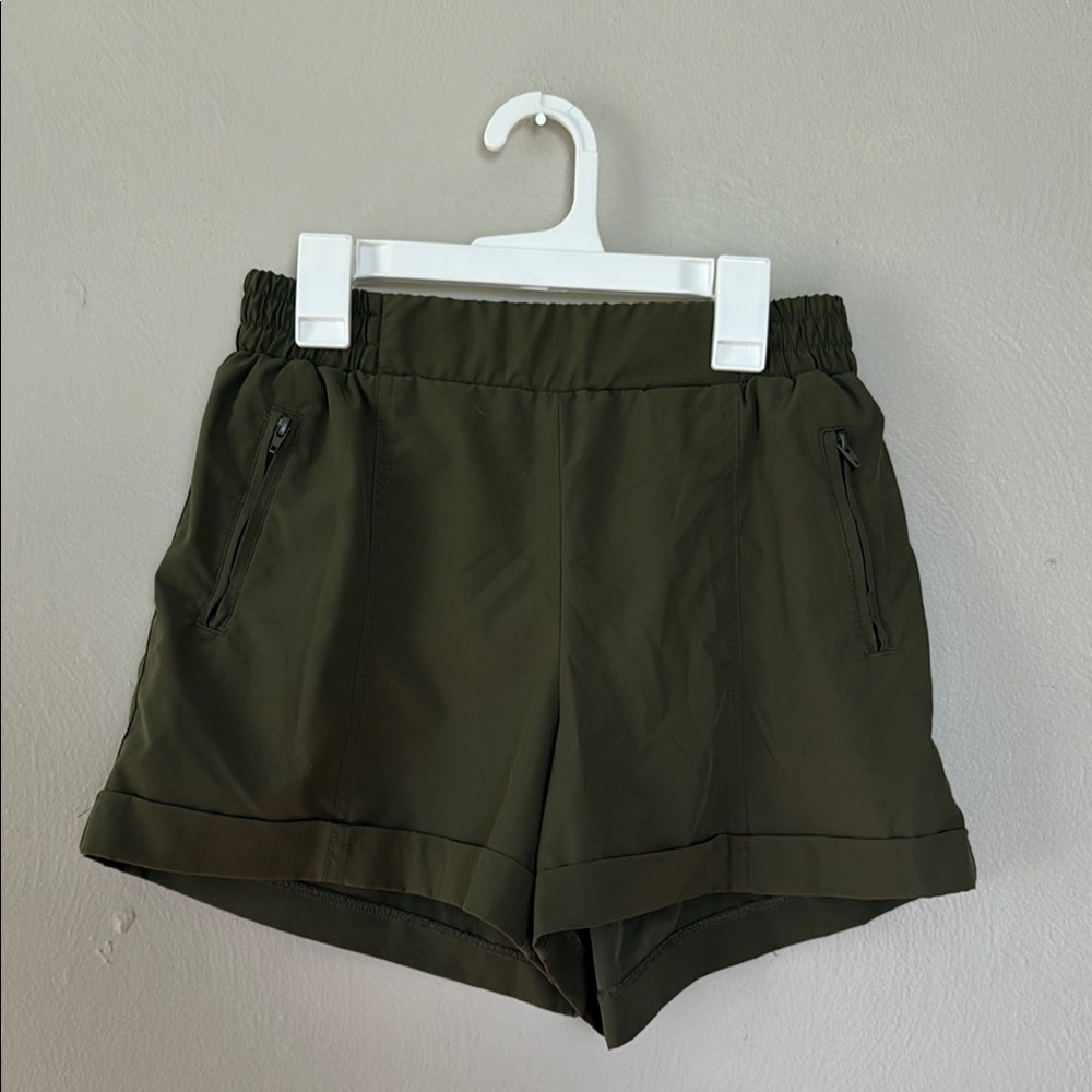 Old Navy active Olive Green Women's Shorts XS